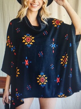 Western Boho Aztec Poncho